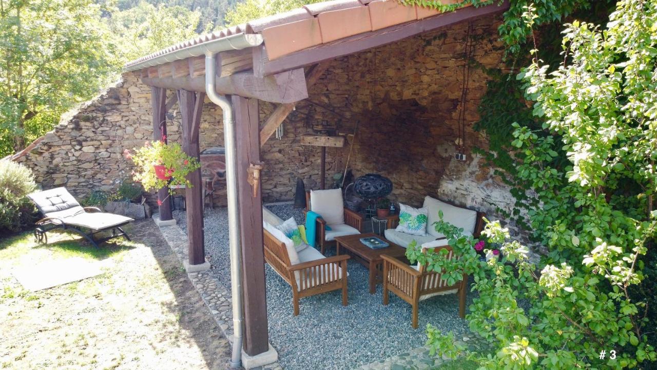 Les Trois Noyers * Tailhac