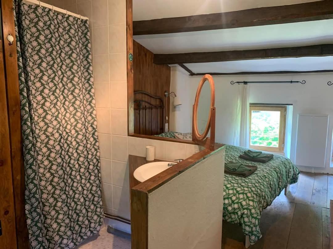 Les Trois Noyers Holiday home